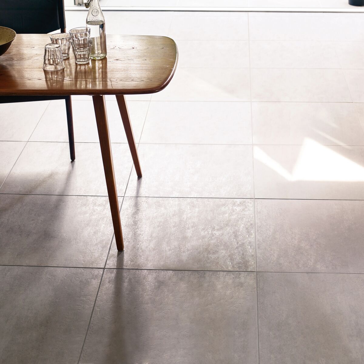 Barbican Silk Street 60 x 60 - Aztec Tiles