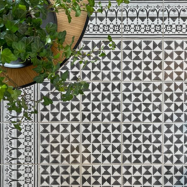 Casino Poker - Aztec Tiles
