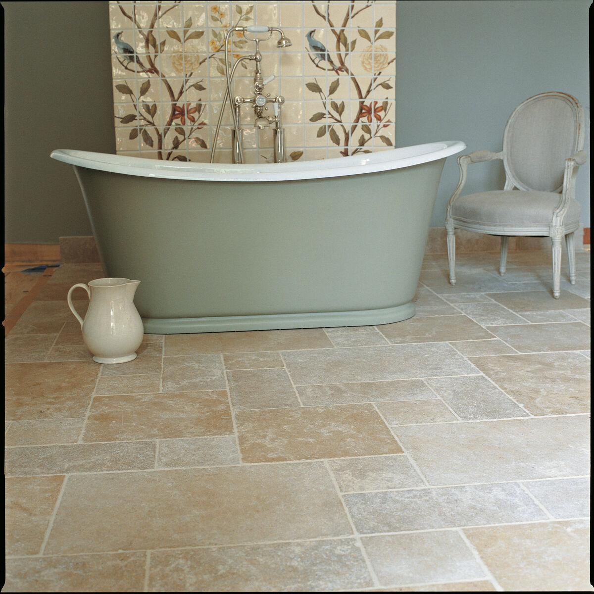 Cathedral Antique 20 x 40 - Aztec Tiles