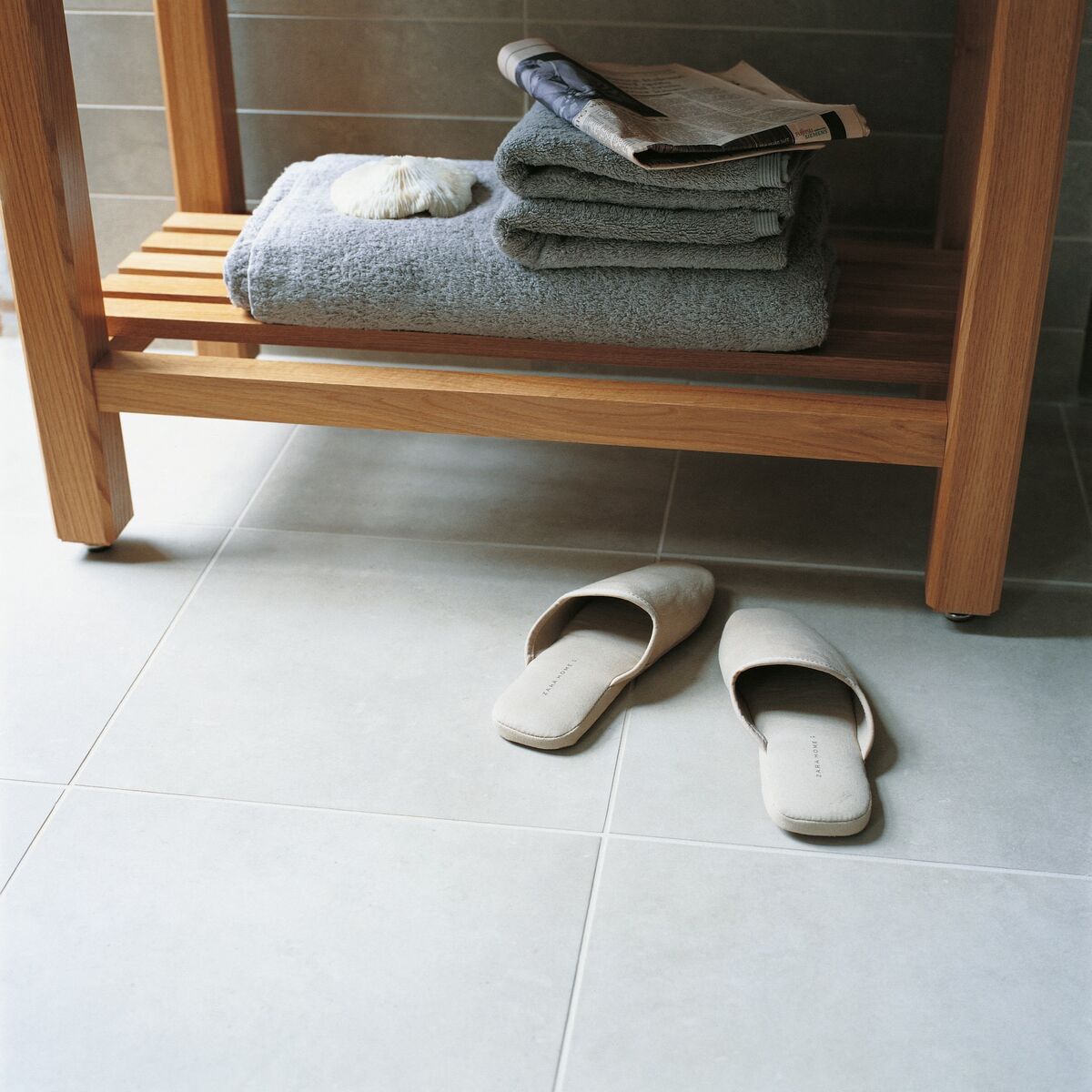 Moderna White 30x60 - Aztec Tiles