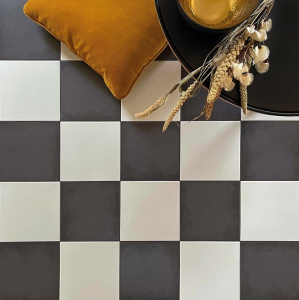Patisserie Dark Base - Aztec Tiles
